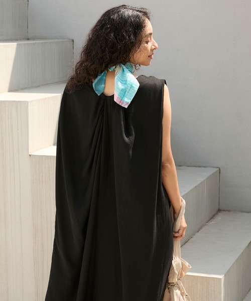 Back design relaxed sleeveless long one-piece / バック