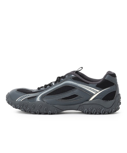 FILA(フィラ)の「FILA ECHAPPE MS(フィラ エシャッペ MS)(スニーカー・レディース・ブラック/グレー・25cm/24cm/23.5cm/24.5cm/23cm/25.5cm/26cm/26.5cm/27cm/27.5cm/28cm/29cm)」の3枚目の写真