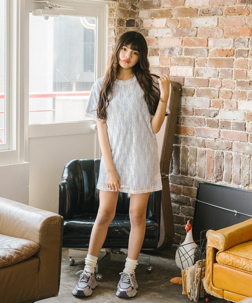 URBAN CHERRY(アーバンチェリー)の「【MELTY BUNNY/メルティバニー】レースワンピース+メルバ二プリントワンピース(Tシャツ/カットソー・キッズ・ピンク/ブルー/ホワイト・S/XS/M)」の22枚目の写真