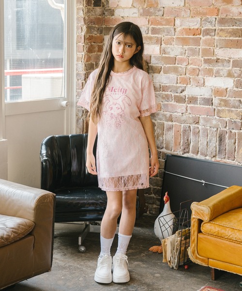URBAN CHERRY(アーバンチェリー)の「【MELTY BUNNY/メルティバニー】レースワンピース+メルバ二プリントワンピース(Tシャツ/カットソー・キッズ・ピンク/ブルー/ホワイト・S/XS/M)」の19枚目の写真