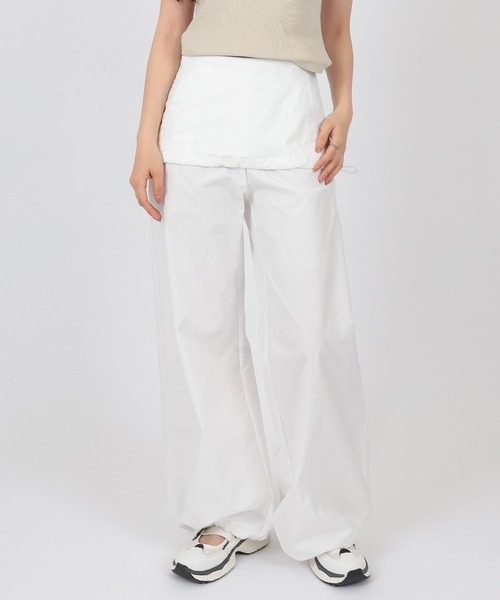 SUWDEE(スーディー)の「docking skirt wide pants(その他パンツ・レディース・ホワイト/ブラック・S/M)」の2枚目の写真