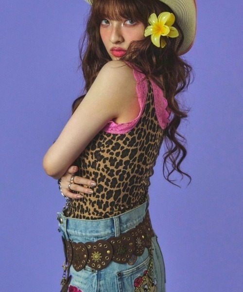 GALFY（ガルフィー）の「【GALFY】ラブラブエロ豹タンク（タンクトップ・レディース・ホワイト/ブラウン/ピンク・S）」の18枚目の写真