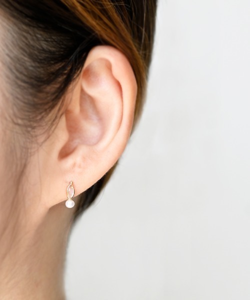 sowi(ソーイ)の「K10 天然石&パールピアス(ピアス(両耳用)・レディース・ライトブルー/イエロー・フリ-)」の1枚目の写真