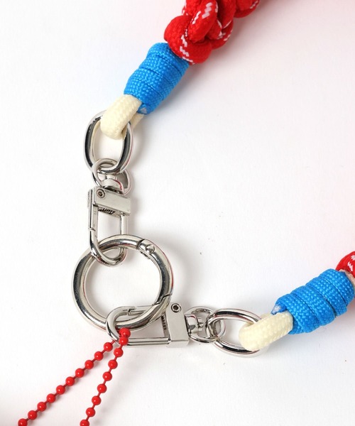 Me%(ミィパーセント)の「【HELLO KITTY】トイキー付きハンドルストラップ 319780(スマホグッズ・レディース・アイボリー/レッド/グレー/ブラック・FREE)」の13枚目の写真