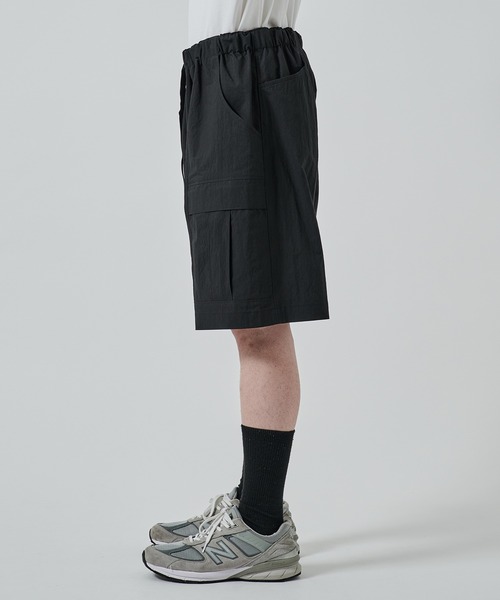 N.HOOLYWOOD（N.ハリウッド）の「【N.HOOLYWOOD】別注 Gramicci CARGO SHORTS（その他パンツ・メンズ・ダークグレー/ブラック・36/38）」の8枚目の写真
