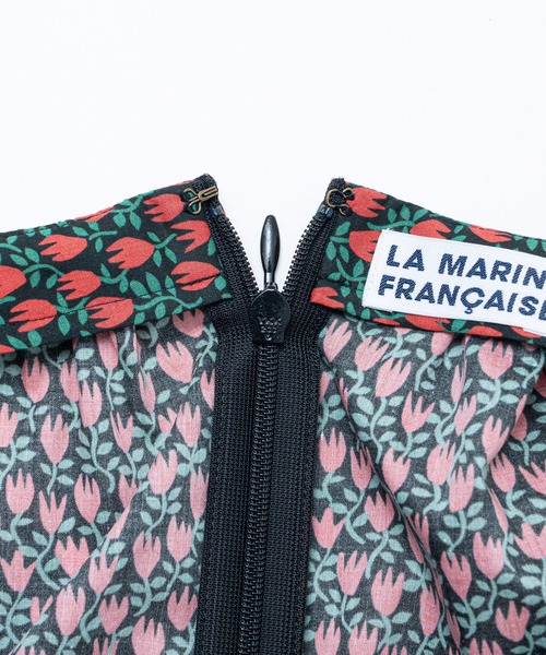 LA MARINE FRANCAISE(マリン フランセーズ)の「リバティプリントギャザーブラウス(シャツ/ブラウス・レディース・レッド/オレンジ・FREE)」の5枚目の写真
