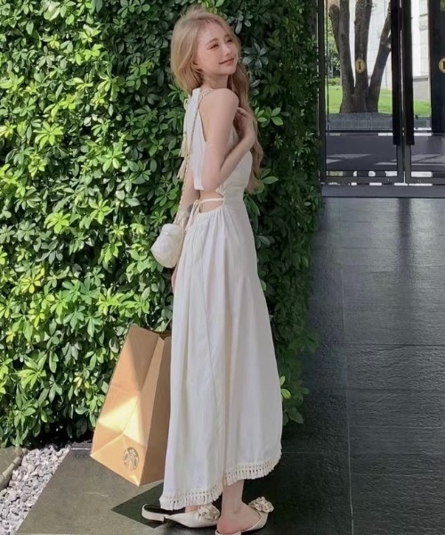 ノースリーブワンピースの女性、夏の新型、レース、透け、
