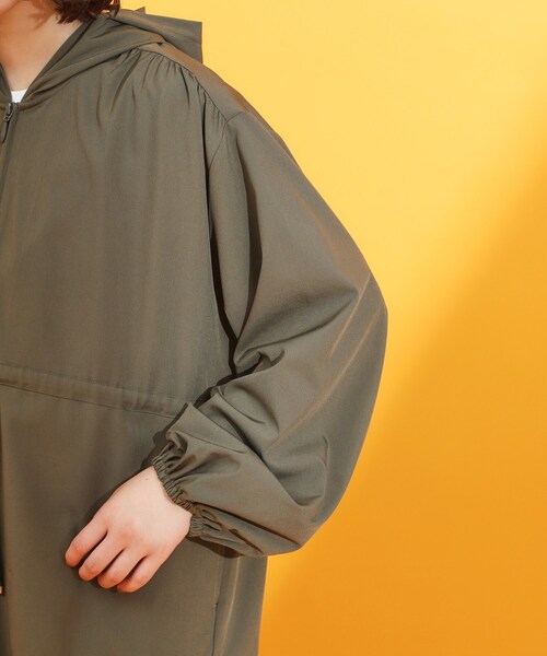 THE SHOP TK （ザ ショップ ティーケー ）の「【mizugiwa/ラッシュガード】フロントジップパーカ/セットアップ可/接触冷感/UVケア/洗濯機OK（パーカー・レディース・ブラック/カーキ・12/13）」の15枚目の写真