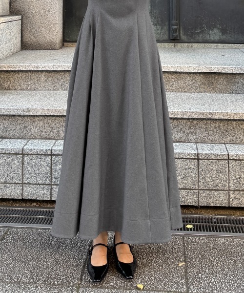 JENNE(ジェンヌ)の「Vネックワンピース(ワンピース・レディース・ネイビー/グレー/ブラック・SMALL/MEDIUM/LARGE/X-LARGE)」の8枚目の写真