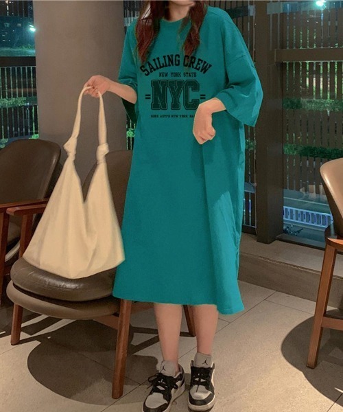 maison de LATIR(メゾンドラティール)の「夏服シンプルロゴで着やすい。大人カジュアルTシャツ半袖ワンピース(ワンピース・レディース・ブルー/グレー/グリーン/ホワイト・FREE)」の4枚目の写真