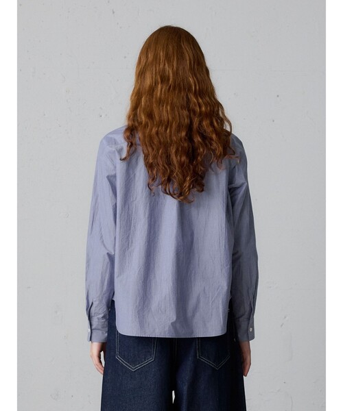 MidiUmi（ミディウミ）の「MidiUmi フロントハーフフリルシャツ（シャツ/ブラウス・レディース・チャコールグレー/オフホワイト/ネイビー/ブラック・FREE）」の12枚目の写真