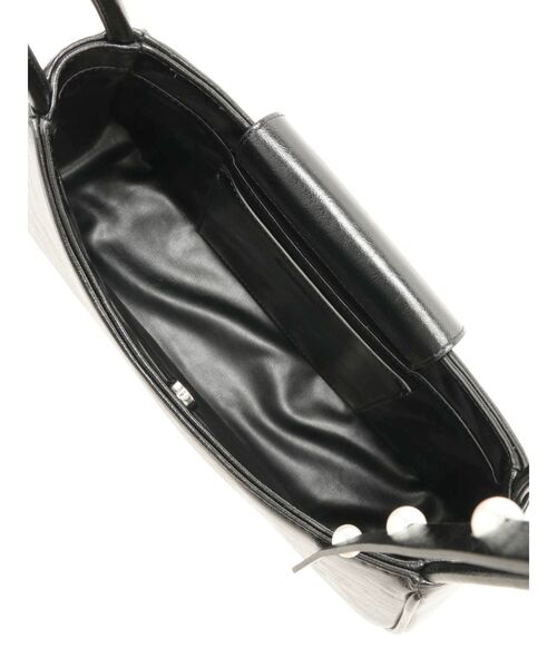 Casselini（キャセリーニ）の「【キャセリーニ】肩リボンエナメルバッグ（ハンドバッグ・レディース・ブラック/シルバー/レッド・FREE）」の8枚目の写真