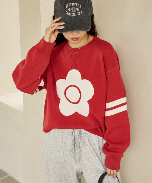 MARY QUANT（マリークワント）の「MARY QUANT × PUBLUX/マリークワント フラワーモチーフ 袖ライン スウェットライクニット　限定展開（ニット/セーター・レディース・ブラック/グリーン/レッド/ネイビー・ﾌﾘ-）」の15枚目の写真
