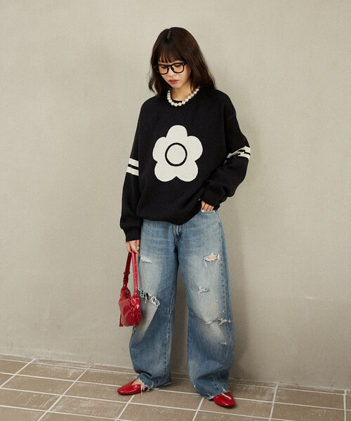 MARY QUANT（マリークワント）の「MARY QUANT × PUBLUX/マリークワント フラワーモチーフ 袖ライン スウェットライクニット　限定展開（ニット/セーター・レディース・ブラック/グリーン/レッド/ネイビー・ﾌﾘ-）」の20枚目の写真