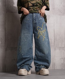 1111clothing（ワンフォークロージング）の「ハート刺繍 バレルレッグ ジーンズ / Heart Embroidery Barrel Leg Jeans（デニムパンツ）」