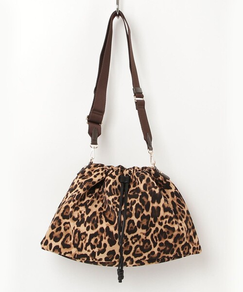 fredy emue(フレディエミュ)の「ジャガードショルダードロスト巾着バッグ(ショルダーバッグ・レディース・ベージュ/ブラウン系その他/ブラック・FREE)」の11枚目の写真