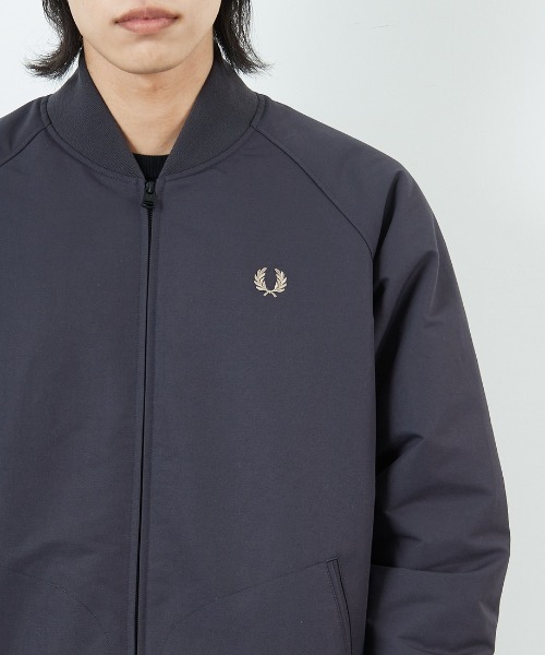 FRED PERRY（フレッドペリー）の「[FRED PERRY/フレッドペリー] 別注 テニスボンバージャケット（ブルゾン・レディース・ダークグレー/ブラック・S/M/L）」の20枚目の写真