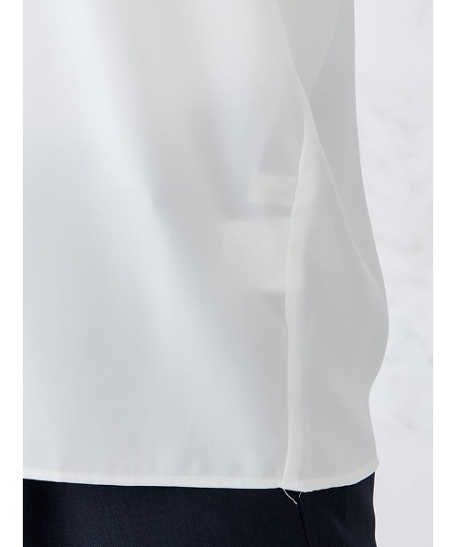 Perfect Suit FActory（パーフェクトスーツファクトリー）の「配色パイピング　ブラウス　オフホワイト/サックス/ベージュ（Tシャツ/カットソー・レディース・オフホワイト/ベージュ/サックスブルー・S/M/L）」の13枚目の写真