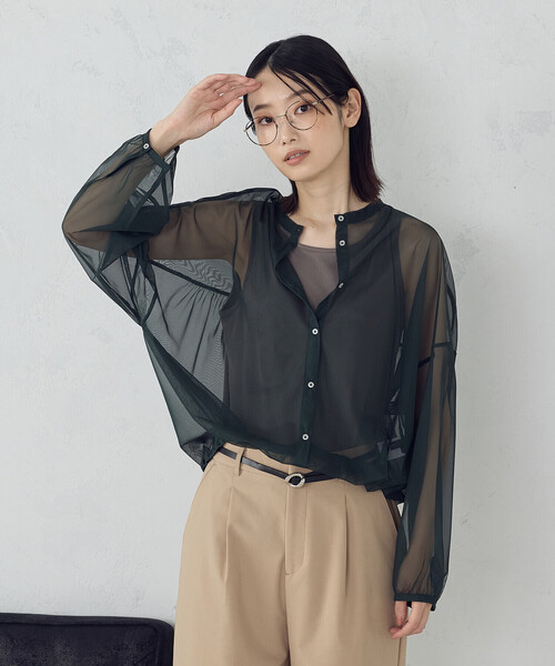 COMME CA ISM(コムサイズム)の「【オンライン・店舗限定】シアーシャツ+タンクトップ(シャツ/ブラウス・レディース・ブラック/ブラウン/グリーン・MEDIUM/LARGE)」の1枚目の写真