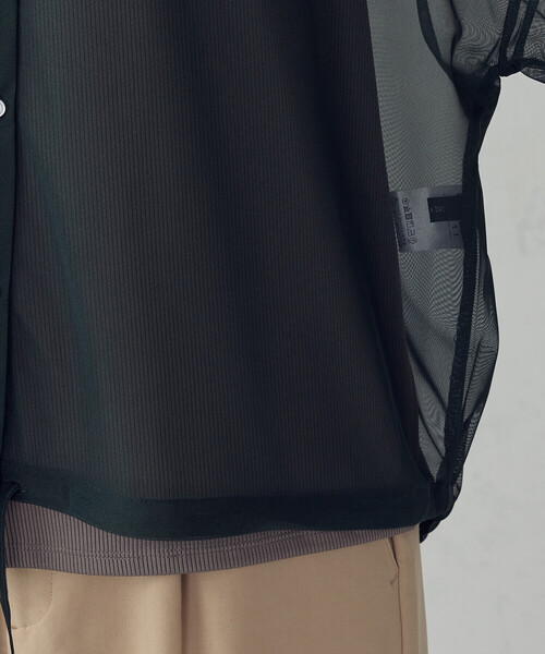 COMME CA ISM(コムサイズム)の「【オンライン・店舗限定】シアーシャツ+タンクトップ(シャツ/ブラウス・レディース・ブラック/ブラウン/グリーン・MEDIUM/LARGE)」の21枚目の写真