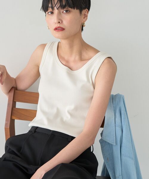 AMERICAN HOLIC（アメリカンホリック）の「テレコタンクトップ（タンクトップ・レディース・アイボリー/ブラック/ベージュ/モカ・M/L）」の6枚目の写真
