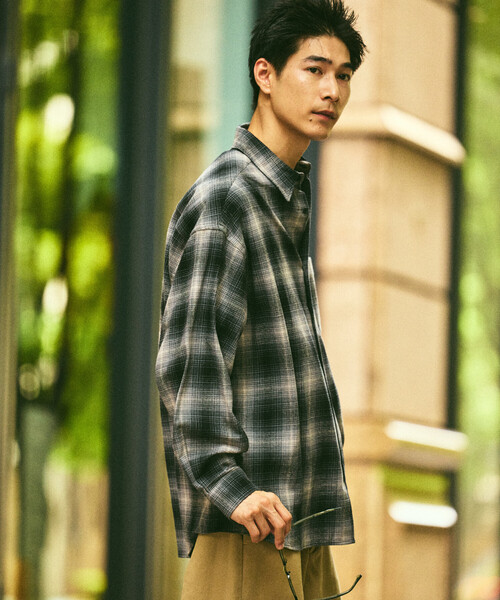 FREAK'S STORE（フリークスストア）の「限定展開 Relax Fit リラックスフィット オンブレチェック  ネルシャツ（シャツ/ブラウス・メンズ・ホワイト/ブラウン/ブラック/オリーブ/ブルー・SMALL/MEDIUM/LARGE）」の11枚目の写真