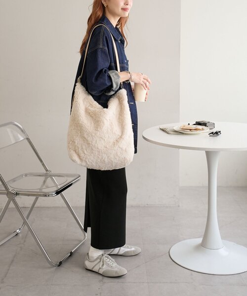 ボアビッグショルダーバッグ（ショルダーバッグ）｜DISCOAT（ディス