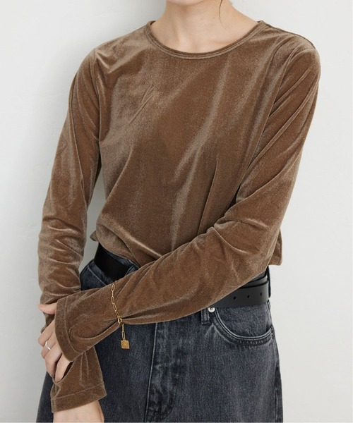 SLOBE IENA(スローブイエナ)の「《追加》ベロアトリコット プルオーバー(Tシャツ/カットソー・レディース・ベージュ/ネイビー/ブラウン/ボルドー・FREE)」の5枚目の写真