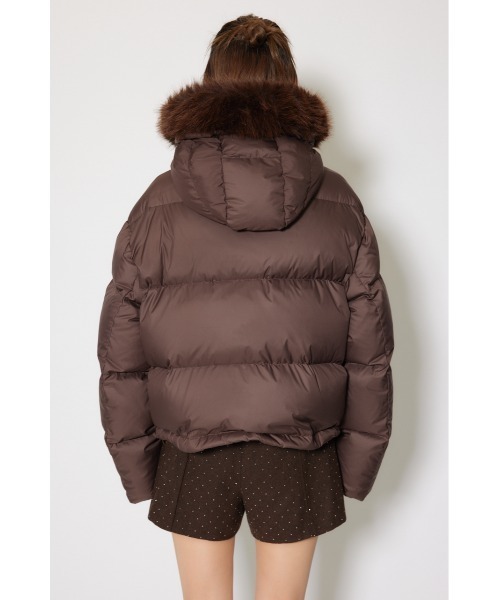 rienda（リエンダ）の「リバーシブルダウンジャケット 秋服 冬服（ダウンジャケット/コート・レディース・ブラック/ホワイト/ブラウン・SMALL/MEDIUM）」の18枚目の写真