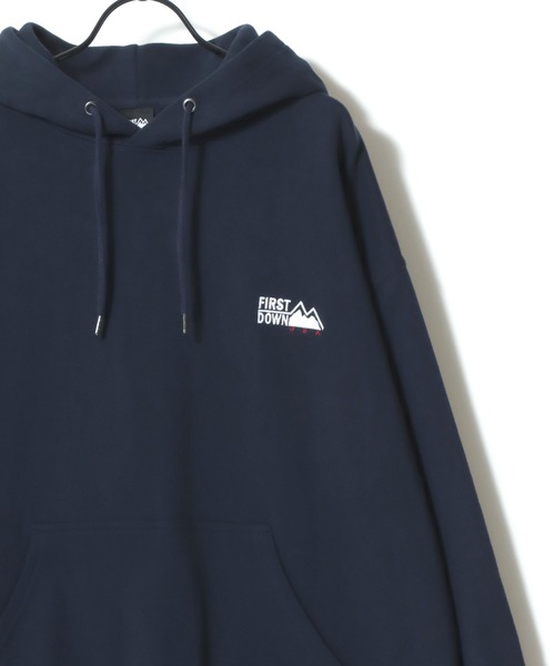 FIRST DOWN（ファーストダウン）の「FIRST DOWN/ファーストダウン LOGO SWEAT PARKA/オーバーサイズ ヘビーウェイト 裏毛 ロゴ ワンポイント刺繍 スウェット パーカー/レディース メンズ（パーカー・メンズ・ネイビー/ブラック/グレー・M/L/XL）」の3枚目の写真