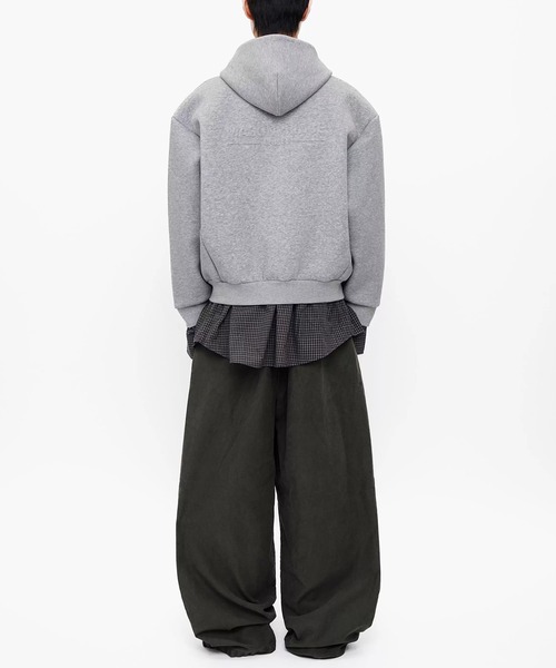 MASONPRINCE(メイソンプリンス)の「オーバーサイズ レイヤードデザイン ZIPパーカー WY6433【MASONPRINCE】【2025AW】(パーカー・メンズ・ブラック/グレー・L/M/S)」の17枚目の写真