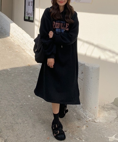 maison de LATIR(メゾンドラティール)の「裏起毛あったかパーカーワンピース(ワンピース・レディース・ブラック/ベージュ/グレー・FREE)」の20枚目の写真