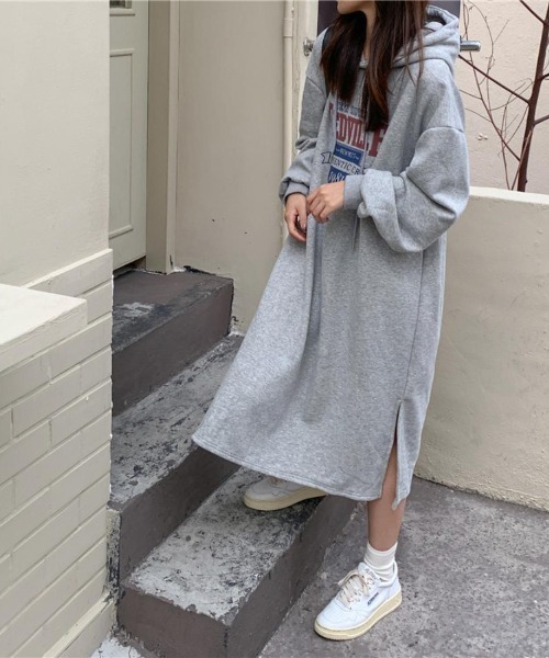maison de LATIR(メゾンドラティール)の「裏起毛あったかパーカーワンピース(ワンピース・レディース・ブラック/ベージュ/グレー・FREE)」の18枚目の写真