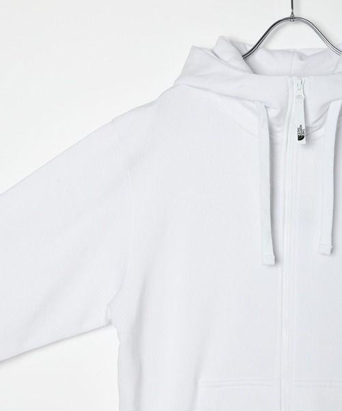 THE NORTH FACE(ザノースフェイス)の「【THE NORTH FACE(ザ・ノース・フェイス)】ジップフーディー(パーカー・レディース・ブラック/ホワイト/ベージュ・FREE)」の21枚目の写真