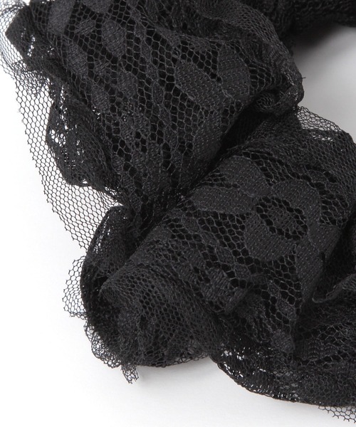 LOWRYS FARM（ローリーズファーム）の「ハナガラレースシュシュ　596268（シュシュ・レディース・ホワイト/ブラック・FREE）」の4枚目の写真