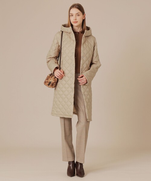 MACKINTOSH LONDON（マッキントッシュ ロンドン）の「【Tilbury hood long/ティルベリーフードロング】エアリーキルティングフーデッドコート（その他アウター・レディース・ブラック/ベージュ・38/40）」の4枚目の写真