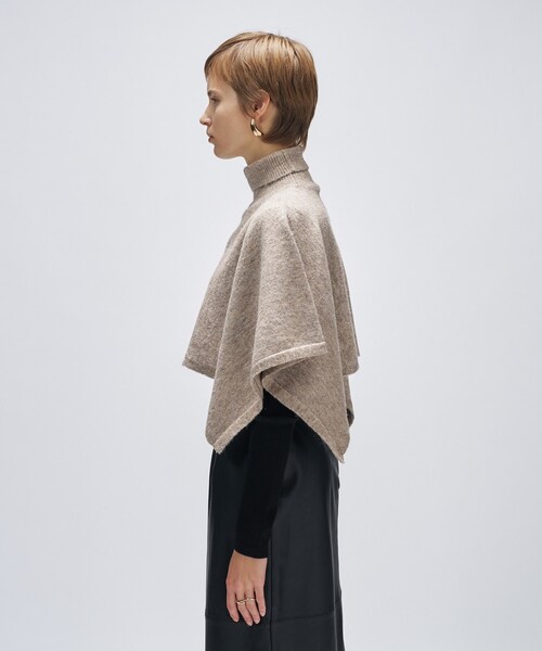 cloenc（クロエンス）の「アシンメトリーニットポンチョ（ニット/セーター・レディース・ベージュ系その他7/チャコール・02）」の16枚目の写真