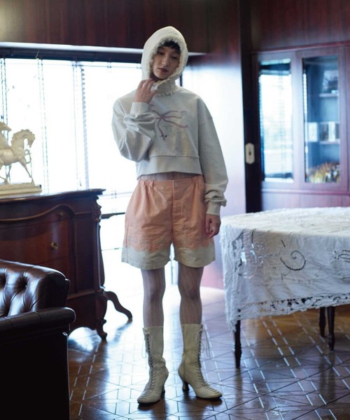 Lam Balm】CONVENIENCE YOUNG Collaboration クロップドスウェット