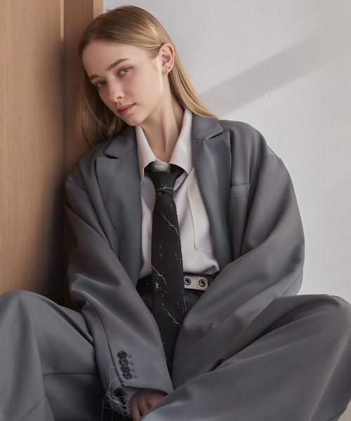 Spielio（シュピーリオ）の「【Spielio】Cut off design tailored jacket / カットオフデザインテーラードジャケット（テーラードジャケット・メンズ・ブラック/グレー・L/M/S）」の12枚目の写真