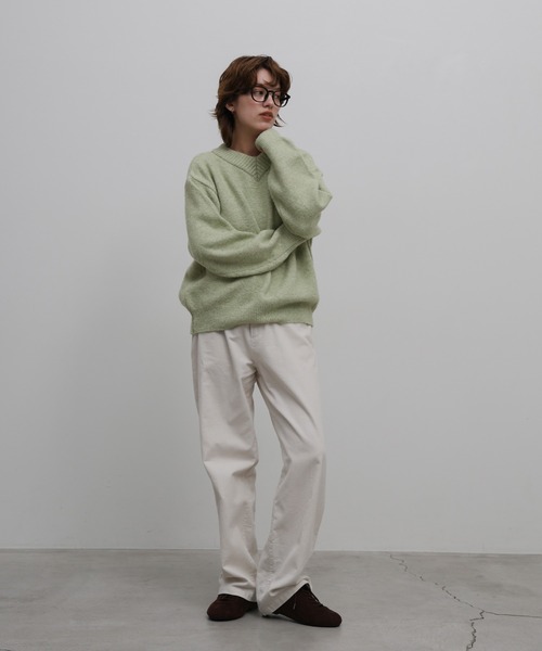 select MOCA(セレクトモカ)の「【新色追加】シンプルVネックニット(ニット/セーター・レディース・ブラウン/チャコールグレー/アイボリー/グリーン/ナチュラル・FREE)」の22枚目の写真