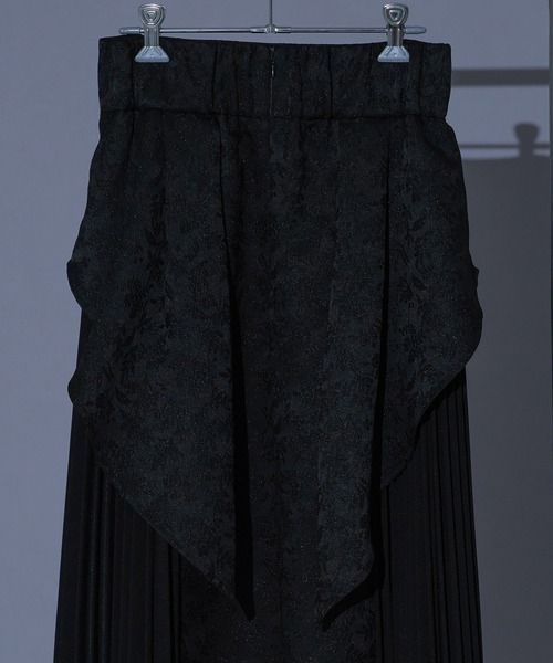 Ellno de Mavie(エルノデメヴィ)の「【mihoコラボ】ジャガードキリカエラッフルプリーツスカート/setup対応(スカート・レディース・ブラック/ボルドー・FREE)」の14枚目の写真