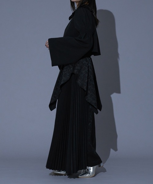 Ellno de Mavie(エルノデメヴィ)の「【mihoコラボ】ジャガードキリカエラッフルプリーツスカート/setup対応(スカート・レディース・ブラック/ボルドー・FREE)」の7枚目の写真