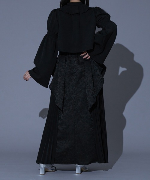 Ellno de Mavie(エルノデメヴィ)の「【mihoコラボ】ジャガードキリカエラッフルプリーツスカート/setup対応(スカート・レディース・ブラック/ボルドー・FREE)」の9枚目の写真