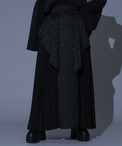 Ellno de Mavie(エルノデメヴィ)の「【mihoコラボ】ジャガードキリカエラッフルプリーツスカート/setup対応(スカート・レディース・ブラック/ボルドー・FREE)」の21枚目の写真