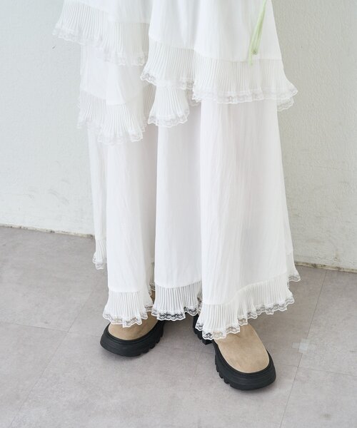 w closet(ダブルクローゼット)の「イレヘムレースロングスカート(スカート・レディース・オフホワイト/ブラック・FREE)」の7枚目の写真