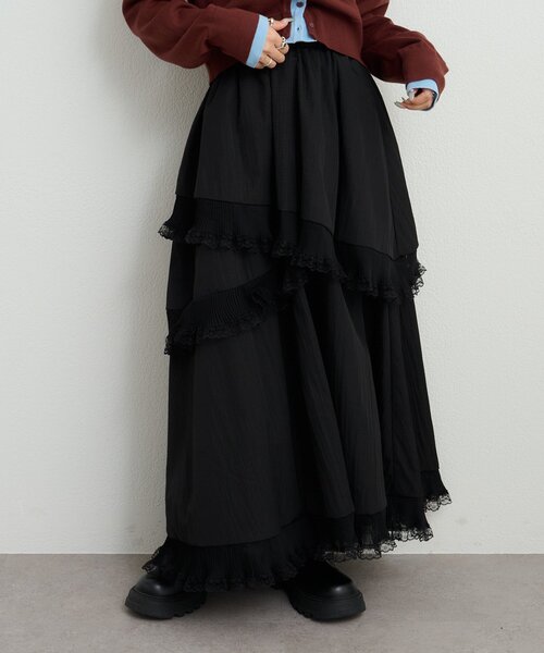 w closet(ダブルクローゼット)の「イレヘムレースロングスカート(スカート・レディース・オフホワイト/ブラック・FREE)」の12枚目の写真