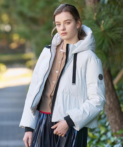 DRESSTERIOR（ドレステリア）の「【CLASSY.12月号掲載】フーデッドショートダウン（ダウンジャケット/コート・レディース・ブラック/ホワイト・38/36/34）」の10枚目の写真