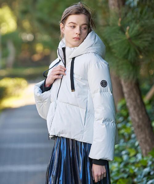 DRESSTERIOR（ドレステリア）の「【CLASSY.12月号掲載】フーデッドショートダウン（ダウンジャケット/コート・レディース・ブラック/ホワイト・38/36/34）」の11枚目の写真