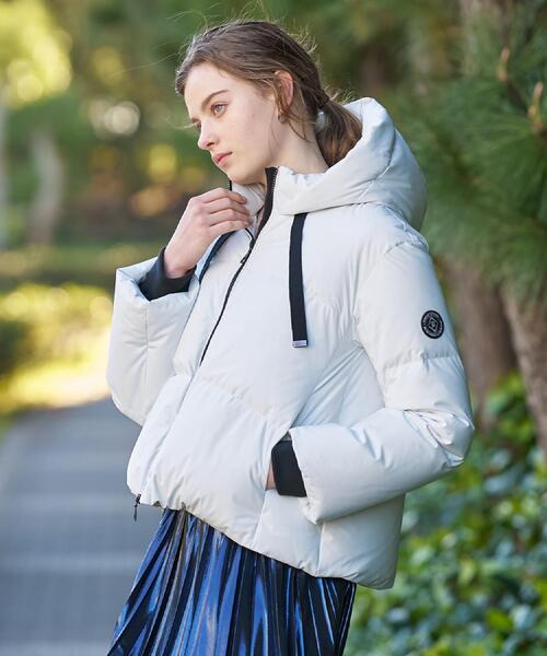 DRESSTERIOR（ドレステリア）の「【CLASSY.12月号掲載】フーデッドショートダウン（ダウンジャケット/コート・レディース・ブラック/ホワイト・38/36/34）」の14枚目の写真