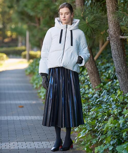 DRESSTERIOR（ドレステリア）の「【CLASSY.12月号掲載】フーデッドショートダウン（ダウンジャケット/コート・レディース・ブラック/ホワイト・38/36/34）」の18枚目の写真